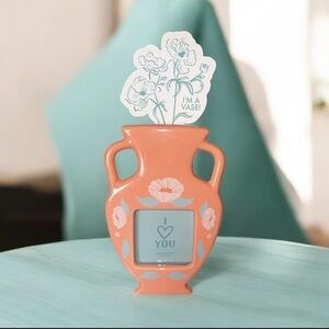 Paper Source Coral Floral Vase Frame